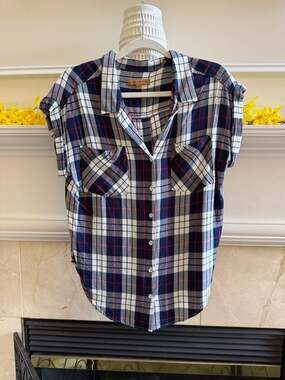 Jack's Girlfriend Plaid Short Sleeve Button Down Shirt Size M